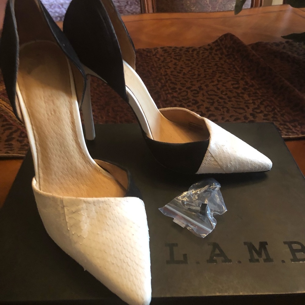 L.A.M.B. Shoes | L.A.M.B. Black and White Excellent condition
